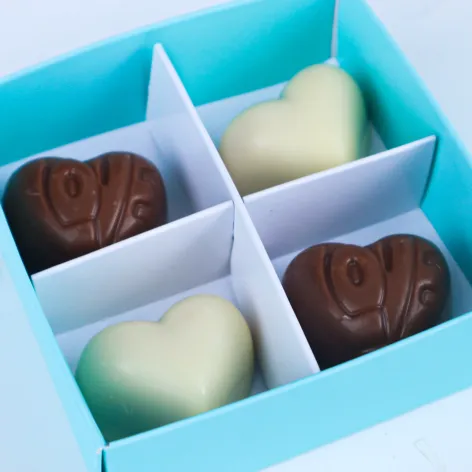 4 Choc Criss Cross Dividers; White.webp